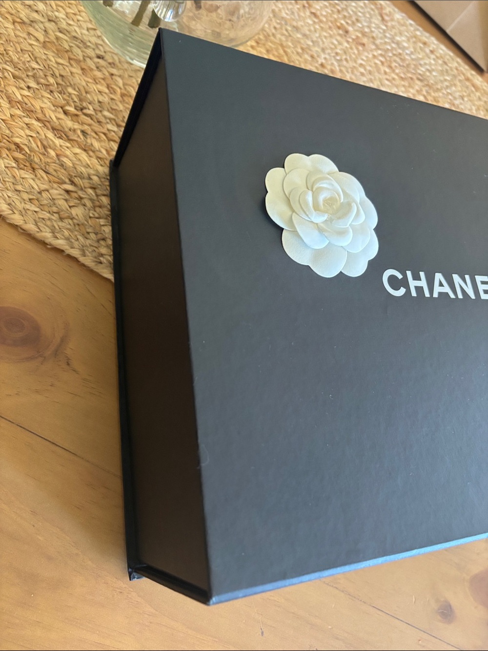 CHANEL MAGNETIC BOX - Picture 7 of 10
